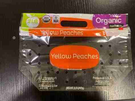 Package of Organic Marketside Yellow Peaches